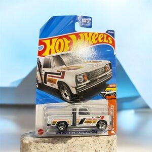 Hot Wheels 1978 dodge lil red express truck